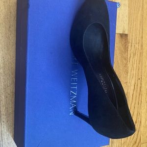 Never worn black Stuart WEITZMAN pump